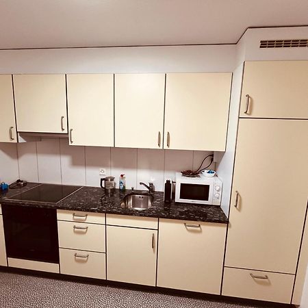 3-Room Apartment For Business Travelers & Families, Free Wifi & Tv With 70 Countries, Dazn, Sky, Netflix & Disney Wynau Exterior foto